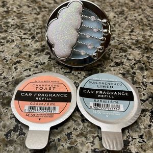 Bath & Body Car Fragrance Holder and 2 refills